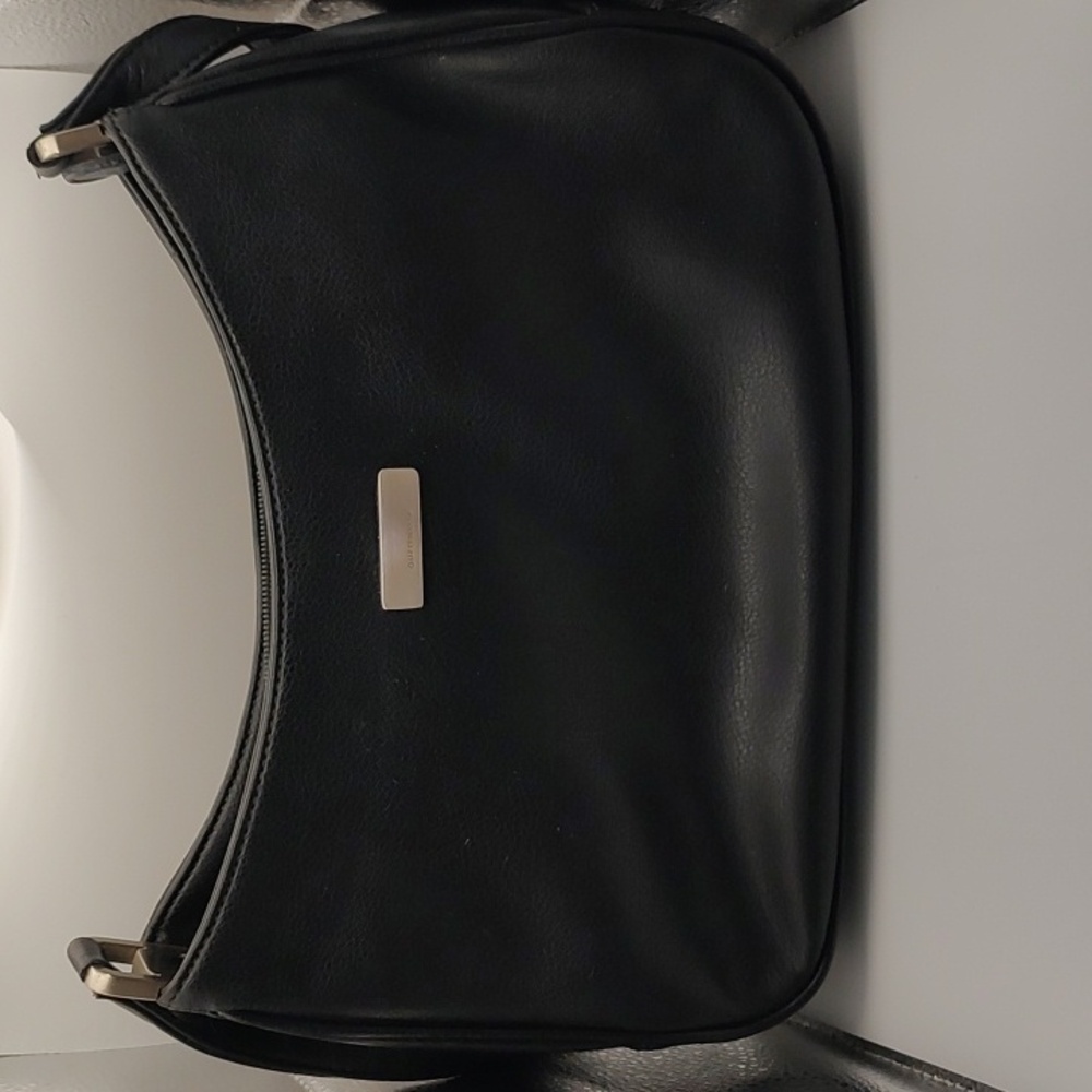 Liz Claiborne Black Shoulder Bag Sleek Minimalist Design - Picture 13 of 16
